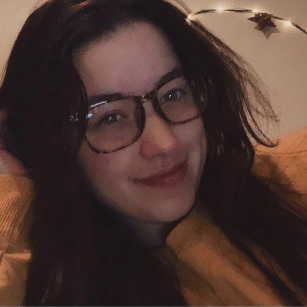 Meet your Posher, Emilee